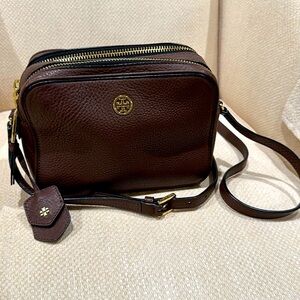 Tory Burch Robinson pebbled leather double zipper crossbody shoulder purse